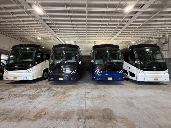 Full-Size Charter Bus NYC: Explore New York City's Top Attractions In Comfort
